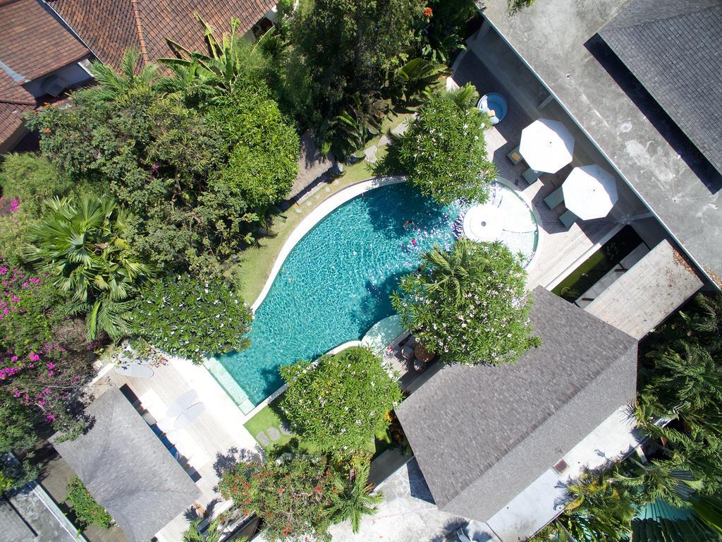 Lataliana Villas Seminyak Zimmer foto